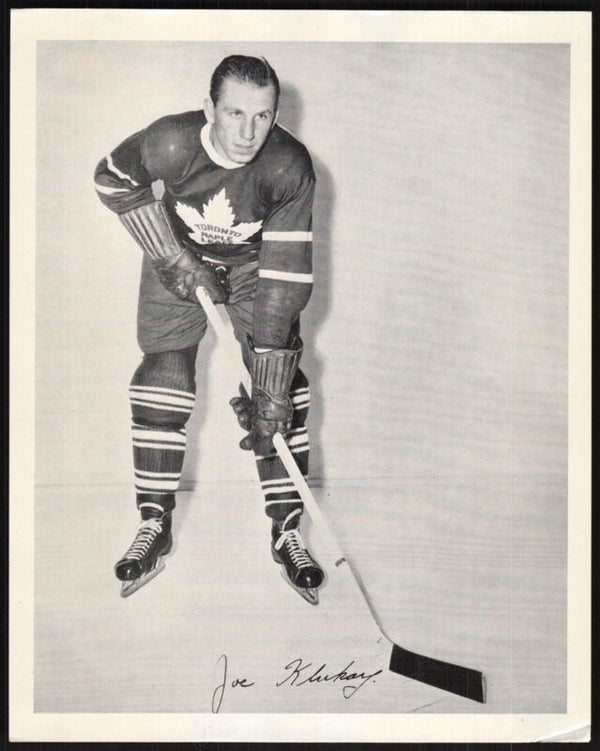 1945-54 QUAKER OATS PHOTOS JOE KLUKAY VG STILL NO TAPE VISIBLE MAPLE LEAFS